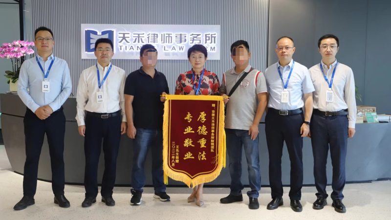 美术作品版权与商标注册：保护路径的底层逻辑差异